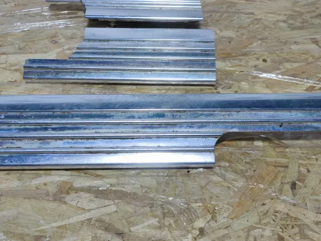 Молдинг порогов салонный Range Rover L322