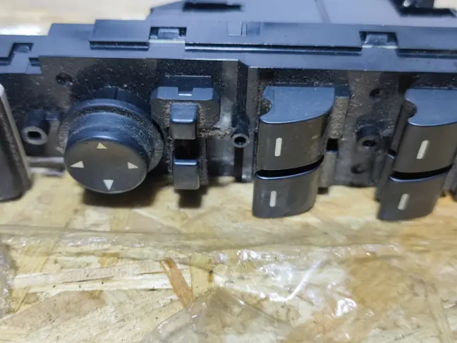 Блок стеклоподъемников ПРАВЫЙ РУЛЬ Range Rover 3