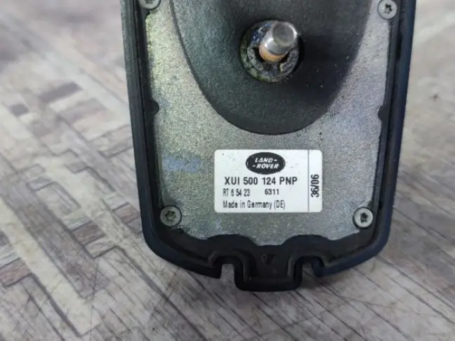 Антенна плавник на крышу Range Rover 3 L322 05+