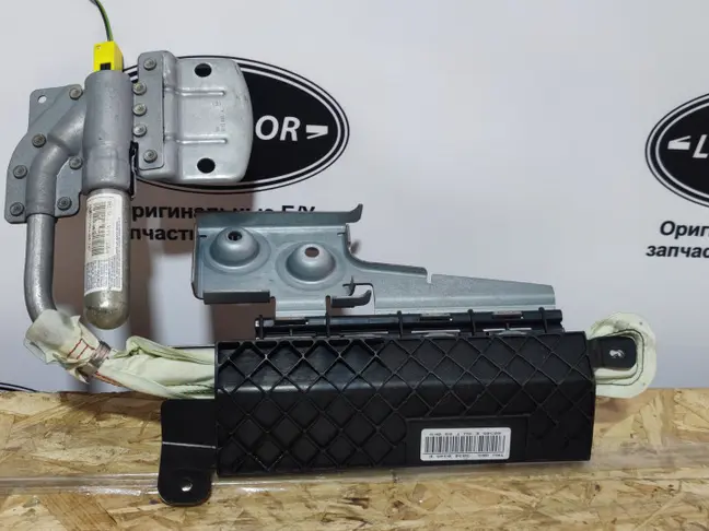 Шторка в потолок правая Range Rover L322 02-09