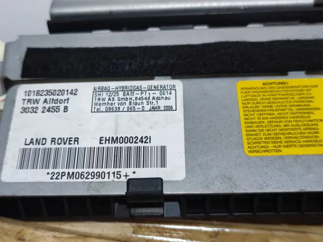 Шторка в потолок правая Range Rover L322 02-09