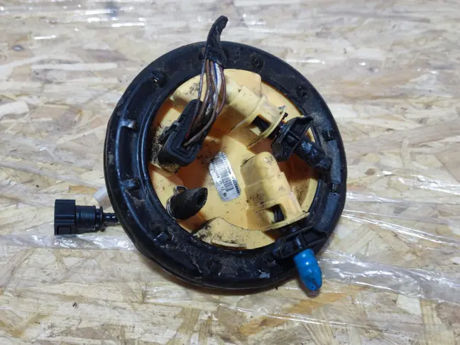 Крышка топливного бака Range Rover L322 3.6