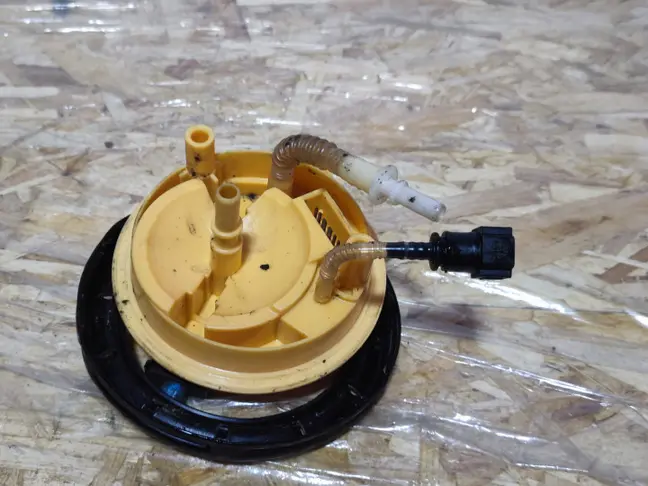 Крышка топливного бака Range Rover L322 3.6