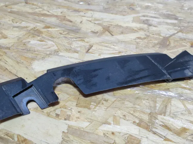 Кронштейн фары правый Range Rover L322