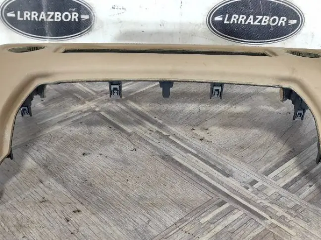 Вставка торпеды центр кожа Range Rover L322 07-12