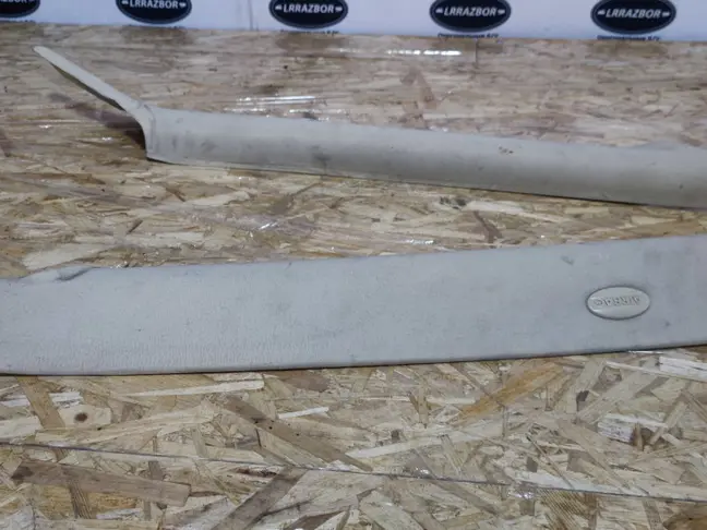 Обшивки стоек лобового стекла Range Rover L322