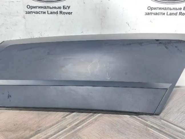 Молдинг стойки задний левый Range Rover 3 L322