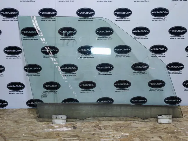 Стекло двери передней правой Range Rover L322