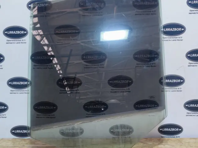 Стекло двери задней левой Range Rover L322 02-12