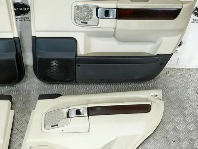 Дверные карты Range Rover 3 L322 светлые комплект
