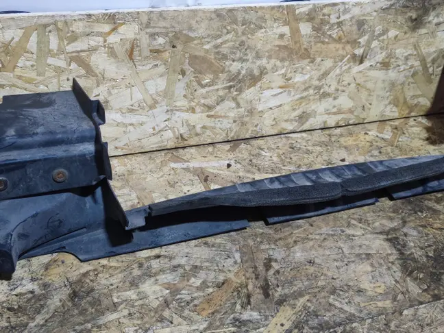 Дефлектор воздушный центральный Range Rover L322