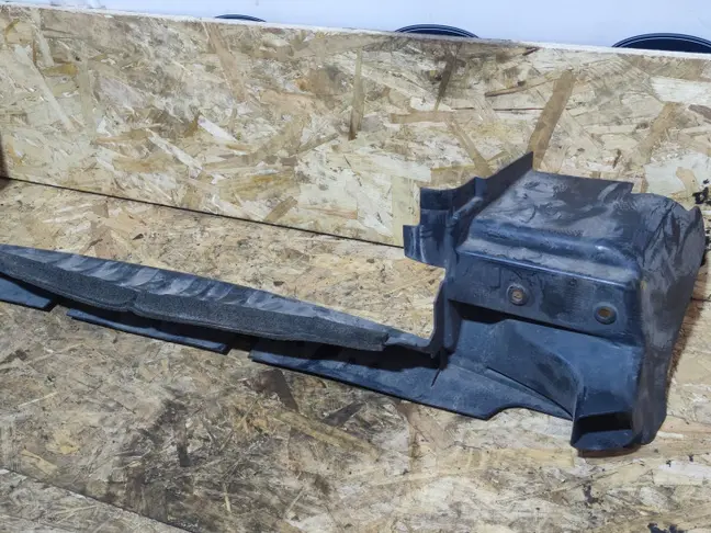 Дефлектор воздушный центральный Range Rover L322