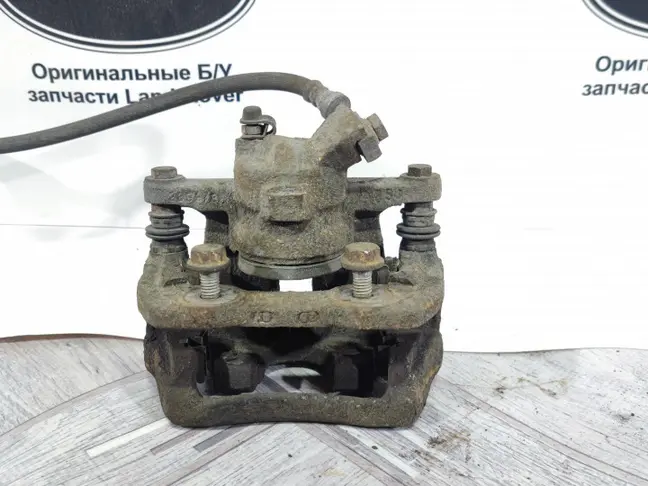 Суппорт задний правый Range Rover L322 3.6 4.2