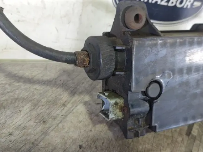 ЭБУ ручником Range Rover L322 07-09