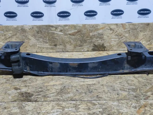 Усилитель переднего бампера Range Rover L322 05-09