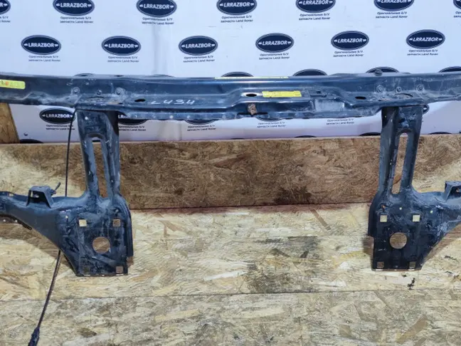 Панель передняя телевизор Range Rover L322 07-12