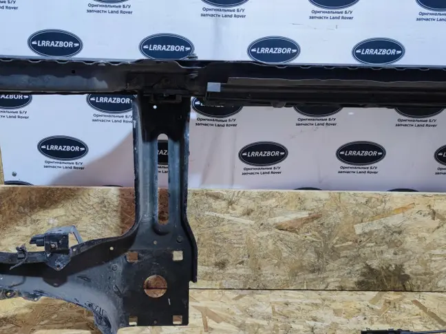 Панель передняя телевизор Range Rover L322 07-12