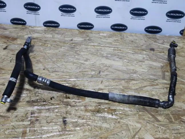 Трубка кондиционера Range Rover 3 L322 3.6