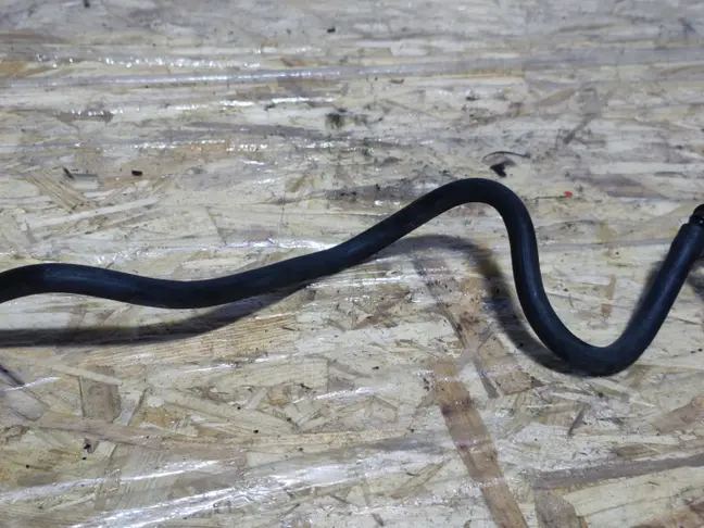 Трубка топливная Range Rover 3 L322 3.6