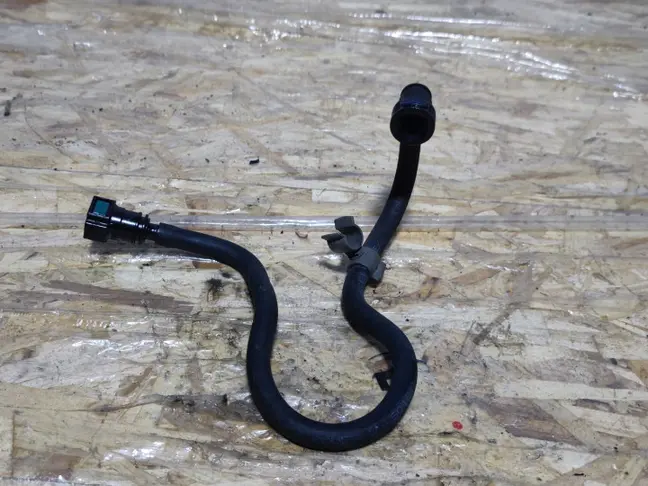 Трубка топливная Range Rover 3 L322 3.6