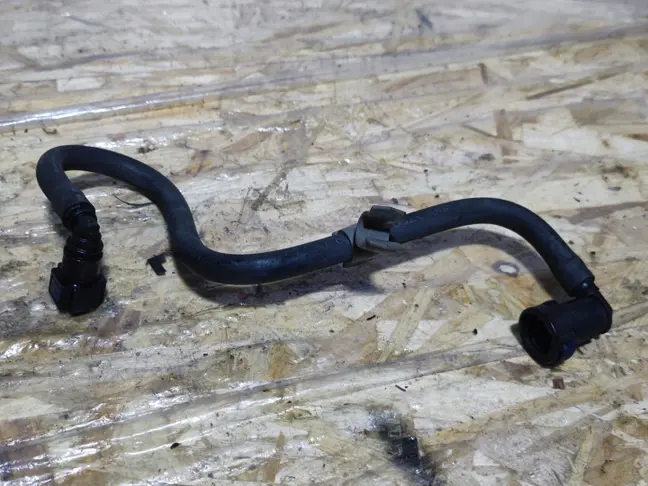 Трубка топливная Range Rover 3 L322 3.6