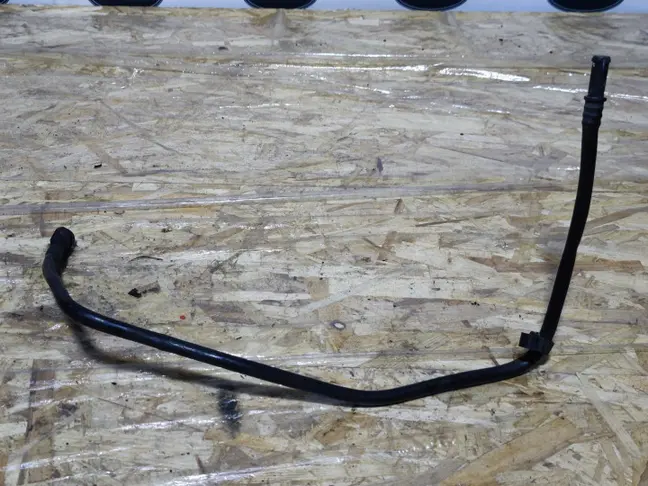 Трубка топливная Range Rover 3 L322 3.6