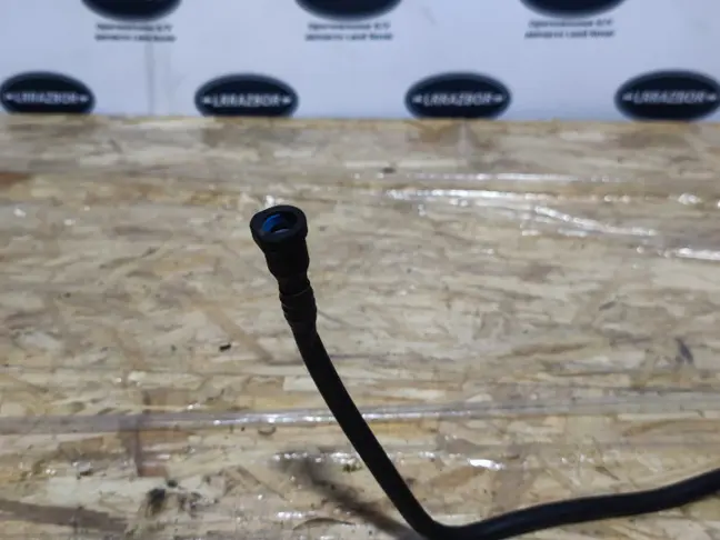 Трубка топливная Range Rover 3 L322 3.6