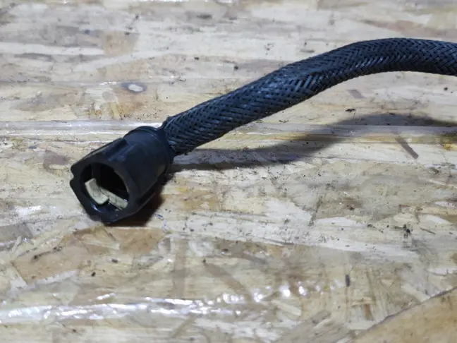 Трубка топливная Range Rover 3 L322 3.6