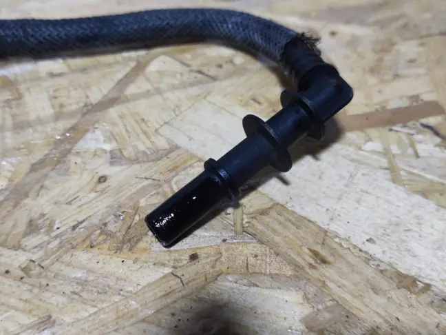 Трубка топливная Range Rover 3 L322 3.6