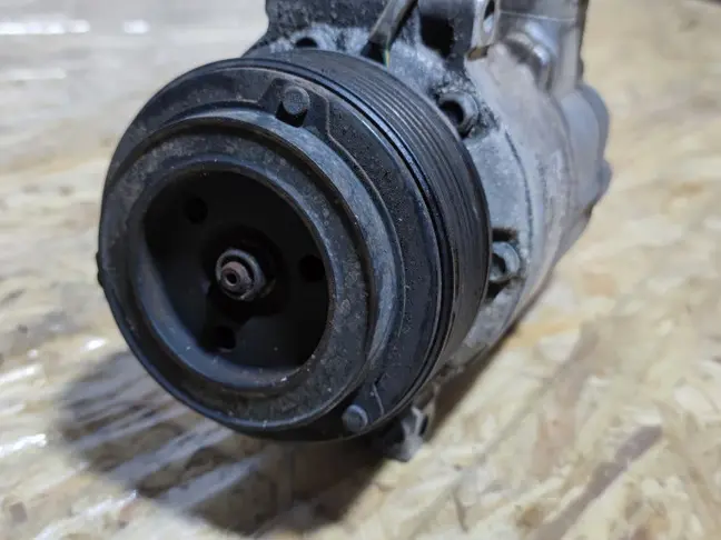 Компрессор кондиционера Range Rover 3 L322 3.6