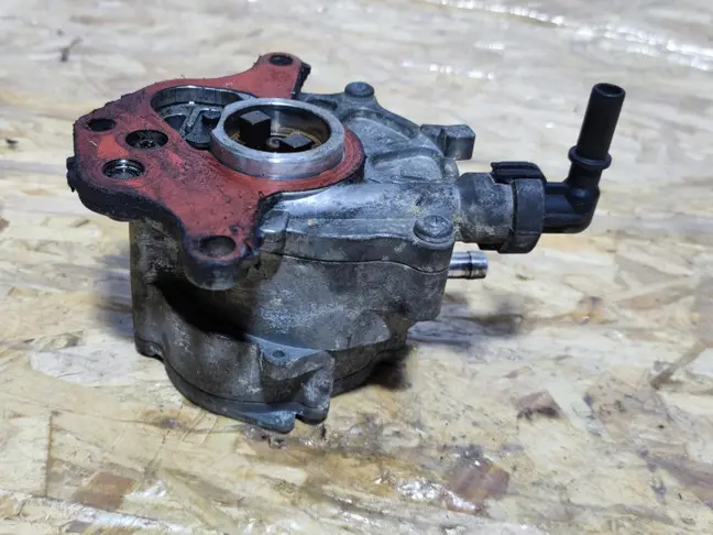 Вакуумный насос Range Rover 3 L322 05-09 3.6