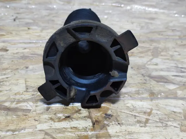 Пыльник амортизатора зад Land Rover Freelander 2