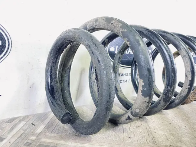 Пружина задняя Land Rover Freelander 2