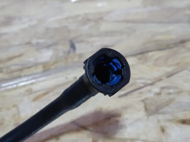 Трубка масла АКПП Land Rover Freelander 2 2.2