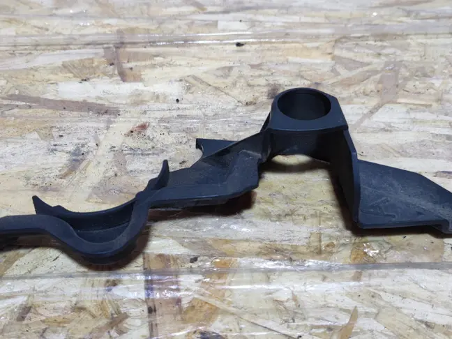 Кожух стартера Land Rover Freelander 2 2.2