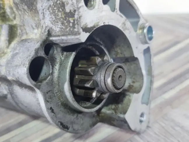 Стартер Land Rover Freelander 2 2.2