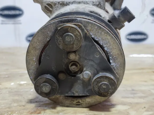 Компрессор кондиционера Land Rover Freelander 2