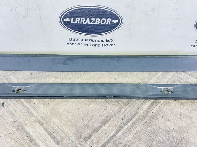Молдинг крыши левый Land Rover Freelander 2