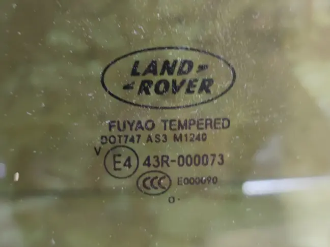 Стекло двери зад правое Land Rover Freelander 2