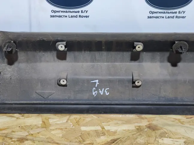 Молдинг двери задней Land Rover Freelander 2 2.2