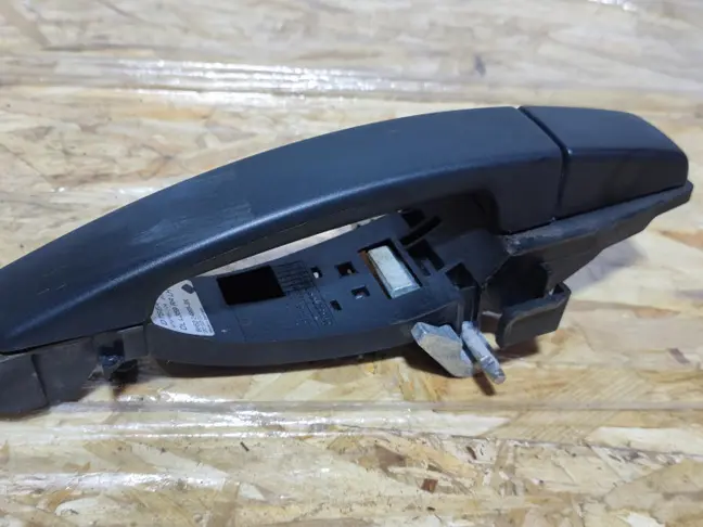 Ручка задняя левая Land Rover Freelander 2