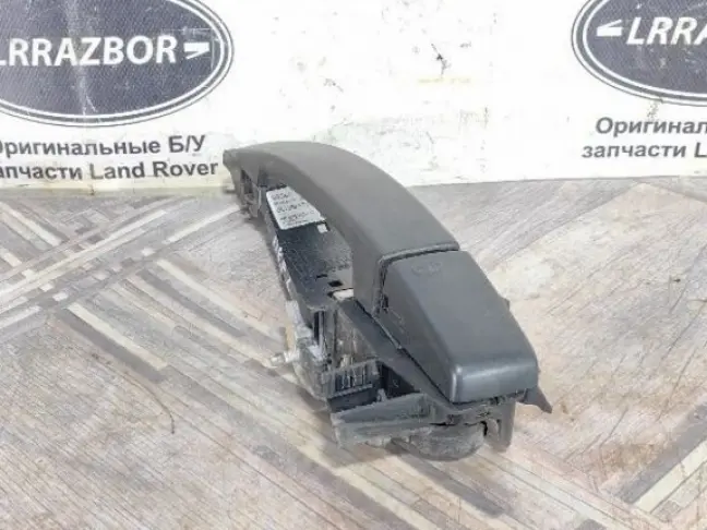 Ручка передняя левая Land Rover Freelander 2 L359