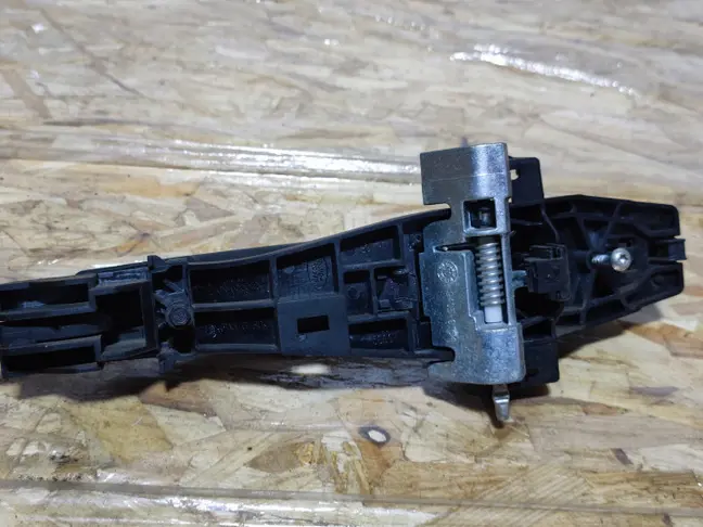 Ручка задняя правая Land Rover Freelander 2