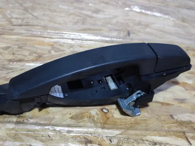 Ручка задняя правая Land Rover Freelander 2