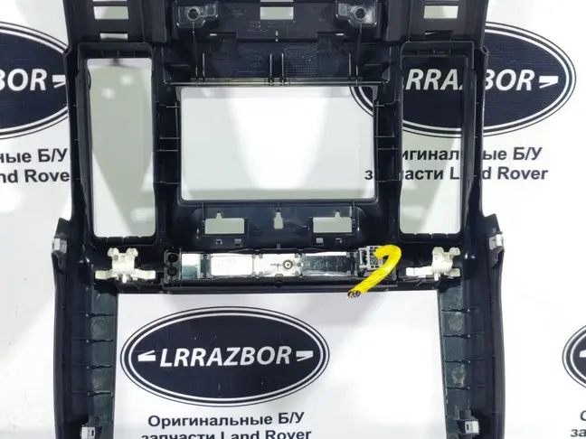 Рамка торпеды Land Rover Freelander 2