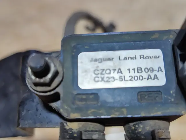 Датчик давления газов Freelander 2 2.2