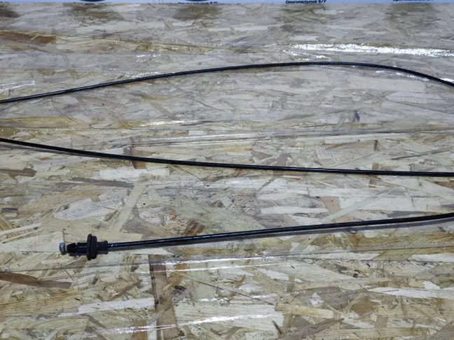 Трос капота Land Rover Freelander 2 2.2