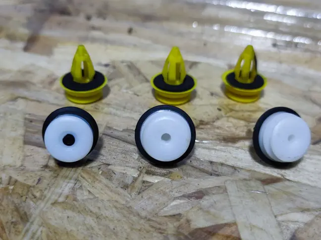 Клипса салонная Land Rover