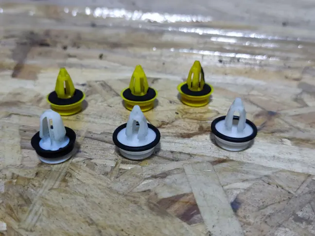 Клипса салонная Land Rover