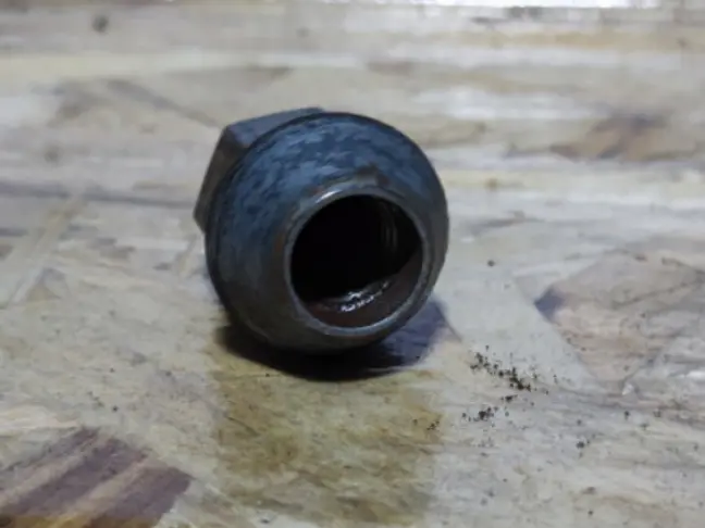 Гайка оригинал Land Rover Freelander 2 2.2 07-14